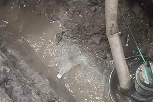 新乡地下室伸缩缝堵漏视频